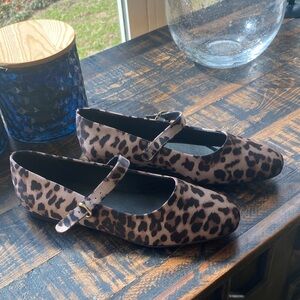 Gap 8 Leopard Print Mary Jane Flats